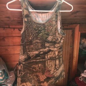Mossy Oak camo tank top !